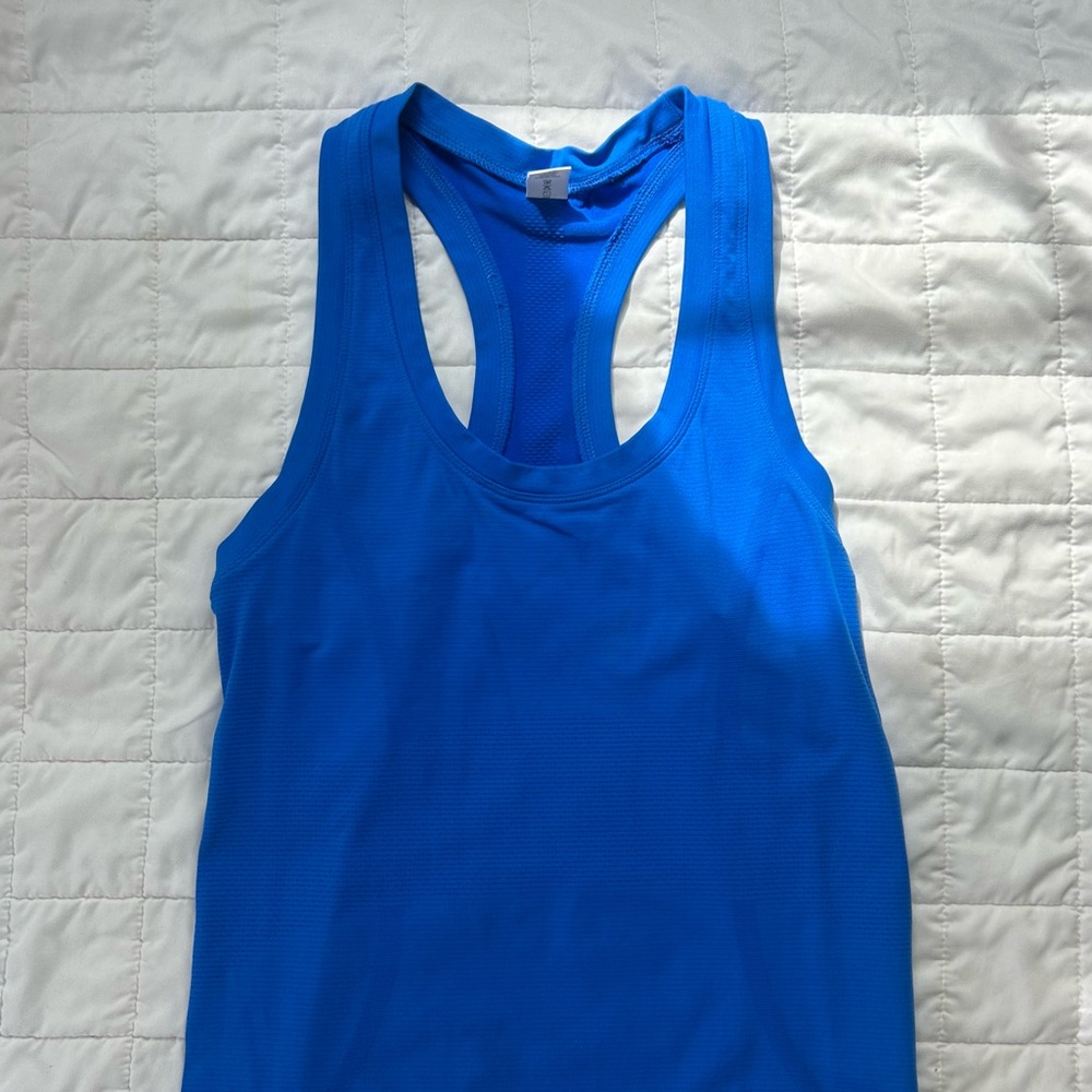 Amazon Basics Vibrant Blue Racerback Tank Top